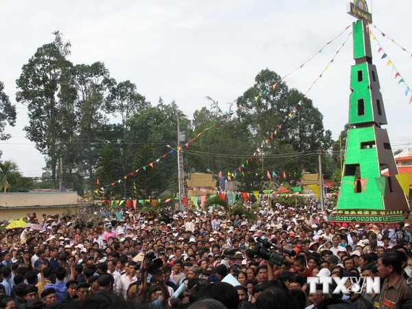 Ketua Pengurus Besar Front Tanah Air Vietnam mengirim surat ucapan selamat kepada anggota Kongres Umum ke-4 Gereja Sangha Buddha mazhab Hoa Hao - ảnh 1