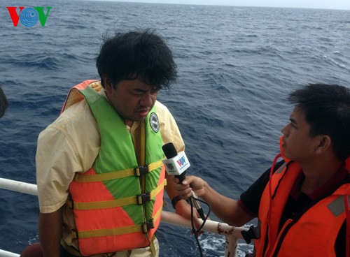 Wartawan asing hadir di kepulauan Hoang Sa: Tiongkok melakukan tindakan-tindakan yang amat congkak - ảnh 1