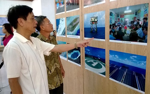 Pameran foto, dokumen: “Hoang Sa, Truong Sa milik Vietnam – bukti-bukti sejarah” - ảnh 1