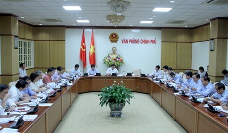 Deputi PM Vietnam, Hoang Trung Hai mendesak dan mendorong proyek-proyek ODA - ảnh 1