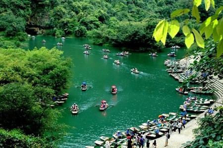 Orang Vietnam berwisata di Vietnam - ảnh 1