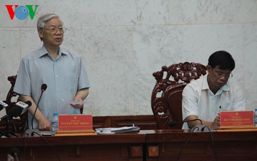 Sekjen Nguyen Phu Trong melakukan kunjungan kerja di provinsi Hau Giang - ảnh 1