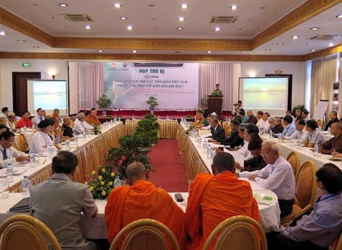 Mengembangkan peranan semua agama dalam menghadapi perubahan iklim - ảnh 1