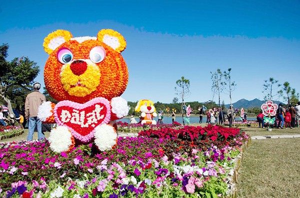 Pembukaan Festival Bunga Da Lat 2015 - ảnh 1