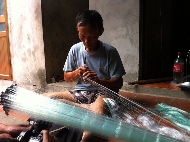 Desa membuat jaring  yang unik di peluaran ibukota Hanoi