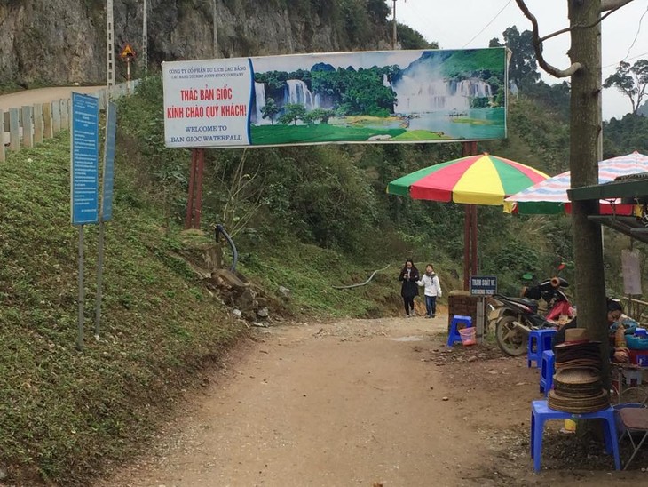 Air terjun Ban Gioc - keindahan alam yang menakjukkan - ảnh 1