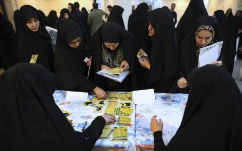 Pihak reformis merebut mayoritas kursi Parlemen untuk Teheran - ảnh 1