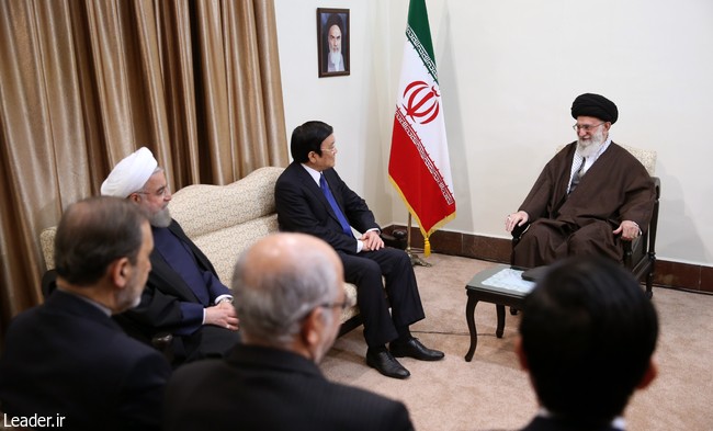 Presiden Truong Tan Sang menemui Ayatollah Ali Khamenei - ảnh 1