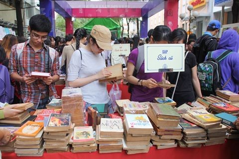 Hari Buku Vietnam di provinsi Kien Giang - ảnh 1