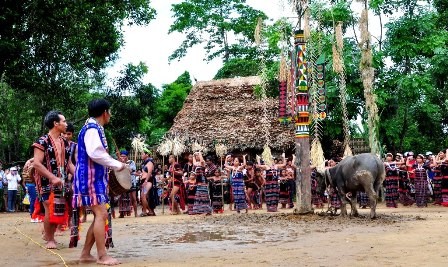 Lokakarya: “Proyek pengembangan pariwisata yang bertanggung jawab dan berkesinambungan di Vietnam Tengah” - ảnh 1