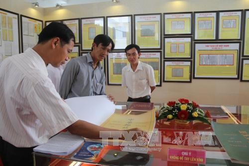 Pameran peta dan dokumen tentang “Hoang Sa, Truong Sa wilayah Vietnam – bukti-bukti sejarah dan dasar hukum” - ảnh 1