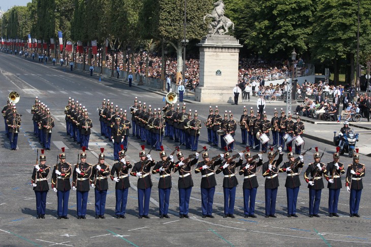 Défilé du 14 juillet: la fraternité d’armes à l’honneur - ảnh 2