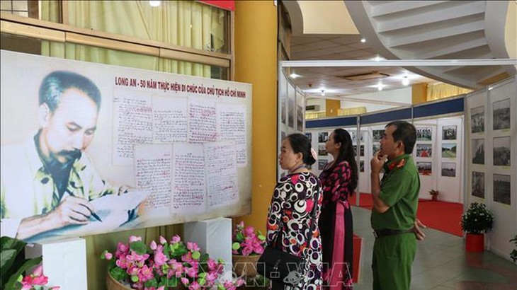 La fête nationale célébrée en grande pompe au Vietnam - ảnh 3