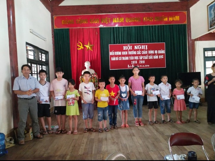 Les Quàng, une lignée familiale studieuse à Son La - ảnh 1