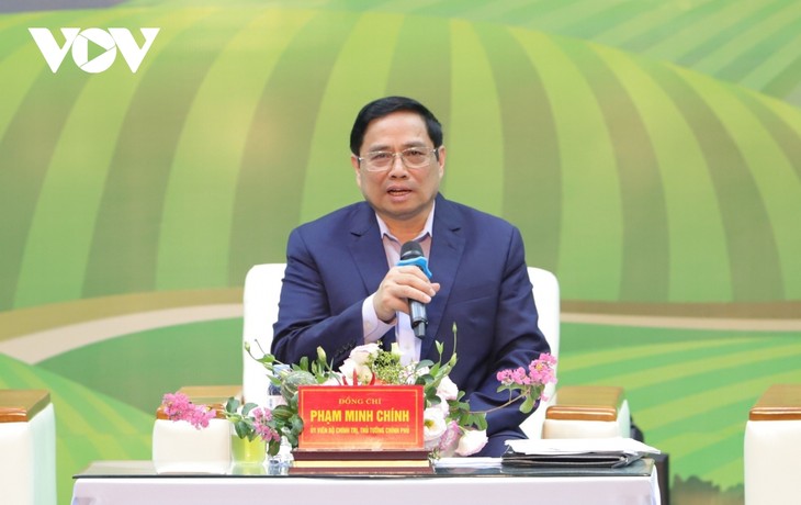 Pham Minh Chinh dialogue avec les agriculteurs - ảnh 1