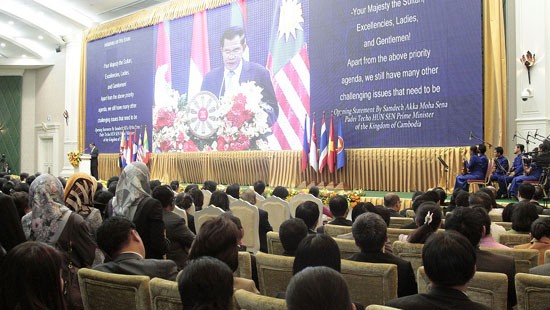 Vietnam betont seine Rolle als aktives ASEAN-Mitglied - ảnh 1