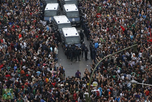 Weitere Demonstration in Spanien gegen Sparkurs - ảnh 1