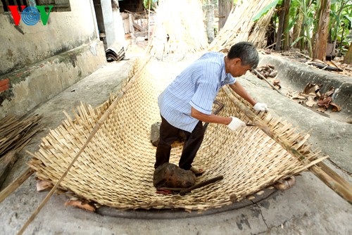 Der traditionelle Bootsbau - ảnh 3