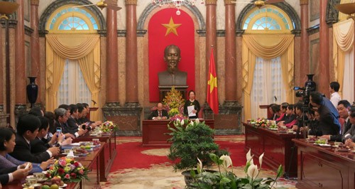 Doan trifft vorbildliche Mitarbeiter des nationalen Chemieunternehmens - ảnh 1