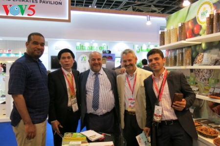 33 vietnamesische Unternehmen nehmen an Messe Gulfood in Dubai teil - ảnh 11