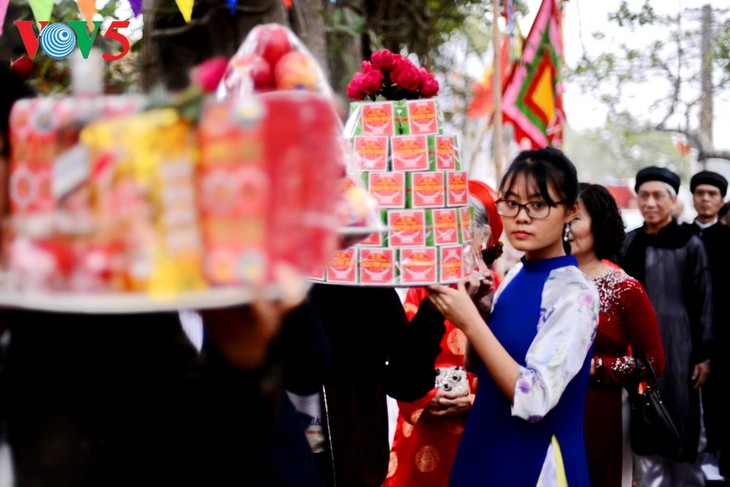 Das Fest im Dorf Nom - ảnh 12