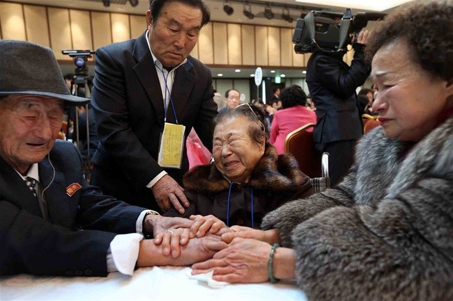 Beide Korea-Staaten einigen sich auf Liste für Familientreffen - ảnh 1