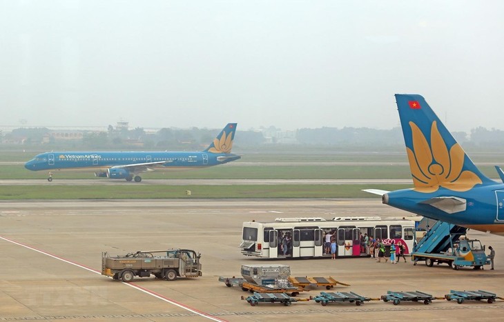 Vietnam Airlines und Air France feiern den 1. Jahrestag der Zusammenarbeit - ảnh 1