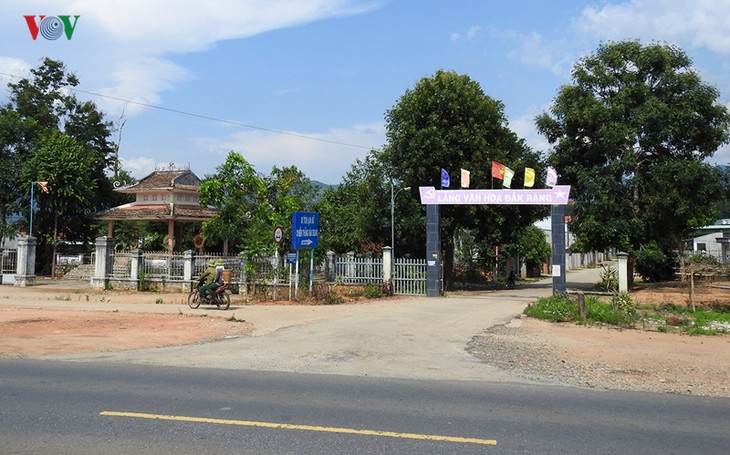 Neues Leben der Bewohner des Dorfes Dak Rang an der Ho-Chi-Minh-Straße - ảnh 1