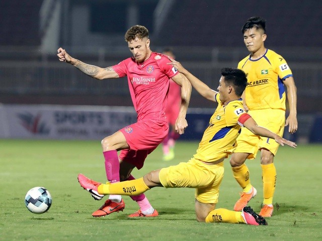 Wegen der Covid-19-Epidemie wird V-League um weitere 15 Tagen verschoben - ảnh 1