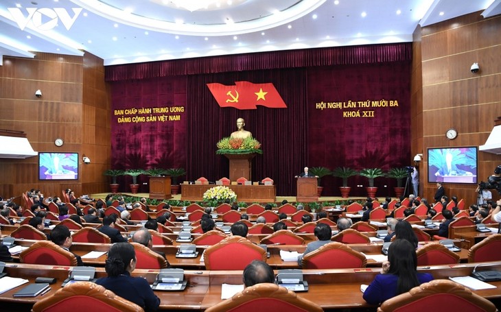 Personalfrage: Auswahl der Menschen, die gute Moral und Talent haben - ảnh 1