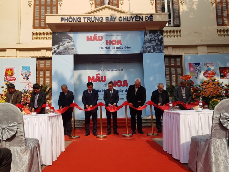 Zahlreiche Aktivitäten zum 50. Jahrestag des Sieges “Hanoi – Dien Bien Phu in der Luft” - ảnh 1