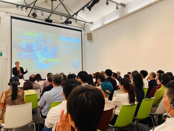 Seminar „Grünes Wohnen – Gesundes Leben: Hausmüll und Energieeinsparung“ - ảnh 1