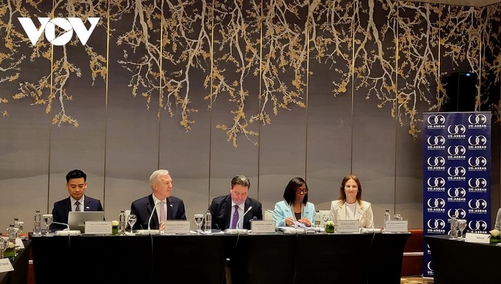 US-Großkonzerne suchen Kooperationsmöglichkeiten mit Vietnam - ảnh 1