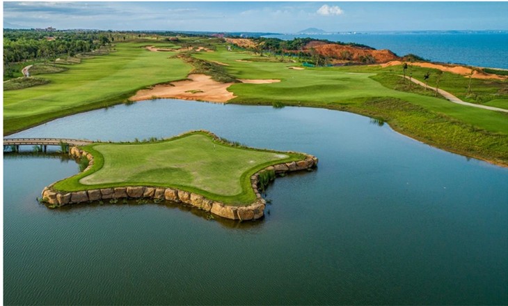 Golfturnier: Der Par-3-Wettbewerb erstmals in Vietnam organisiert - ảnh 1
