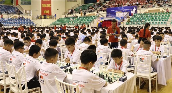 Mehr als 1.500 Sportler nehmen an der nationalen Jugend-Meisterschaft 2025 im Schach teil - ảnh 1