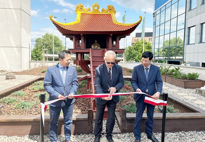 Eröffnung des Vietnamesischen Gartens im Asien-Pazifik-Museum in Polen - ảnh 1