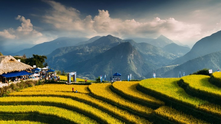 Fast 2.000 Athletinnen und Athleten aus 47 Ländern bei 12. Vietnam Mountain Marathon in Sapa - ảnh 1