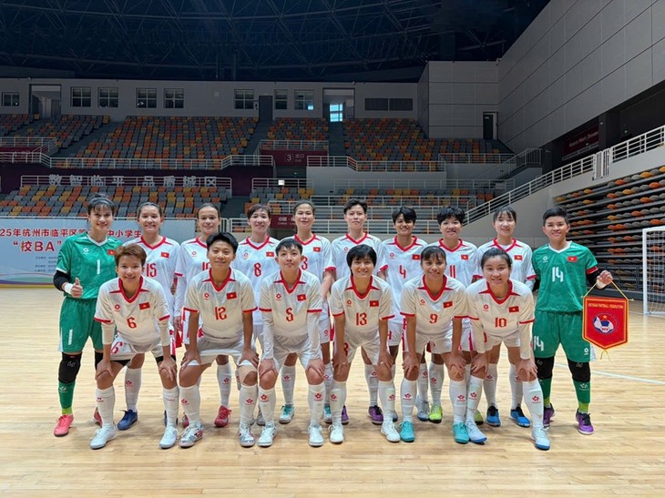 SEA Games 33: Vietnams Futsal-Mannschaft der Frauen strebt Goldmedaille an  - ảnh 1