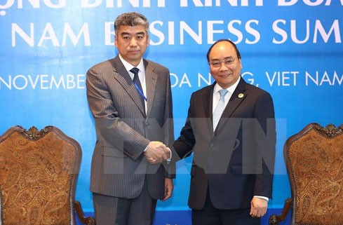 阮春福会见中国国际贸易促进委员会副会长陈洲 - ảnh 1