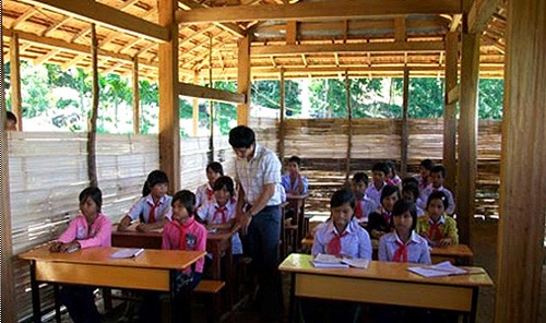 Sprachunterricht für Kinder der Minderheitsvölker - ảnh 1