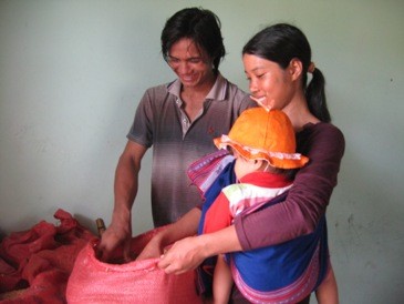 Hilfe für 1,5 Millionen Haushalte an Armutsgrenze - ảnh 1