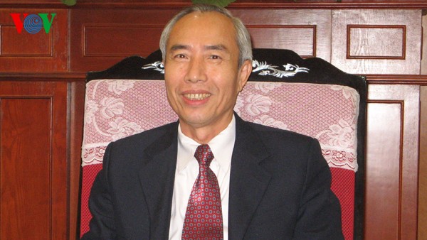 Vorsitzender der Vaterländischen Front Vietnams beglückwünscht zum Frauentag - ảnh 1