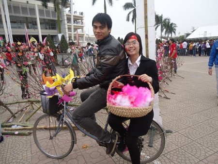 Fest des Roten Frühlings zur Blutspende - ảnh 1