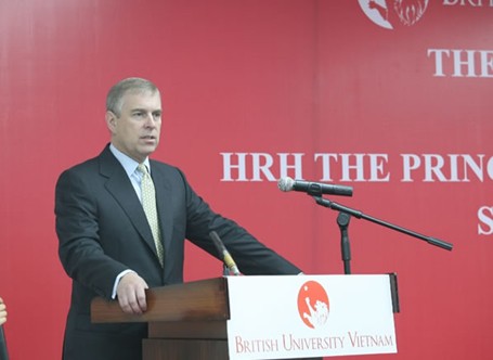 Prinz Andrew, Duke of York besucht Vietnam - ảnh 1