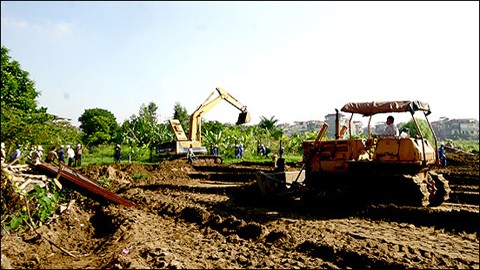 Parlamentarier diskutieren den geänderten Bodengesetzentwurf - ảnh 1