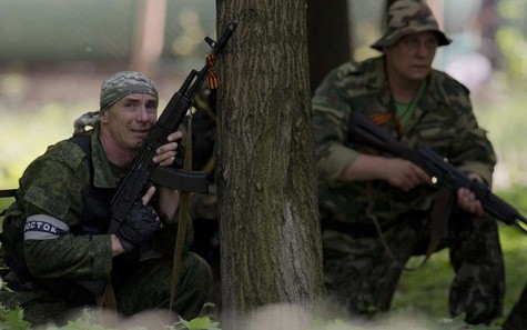 Russland, Frankreich und Deutschland rufen zum neuen Waffenstillstand in der Ukraine auf - ảnh 1