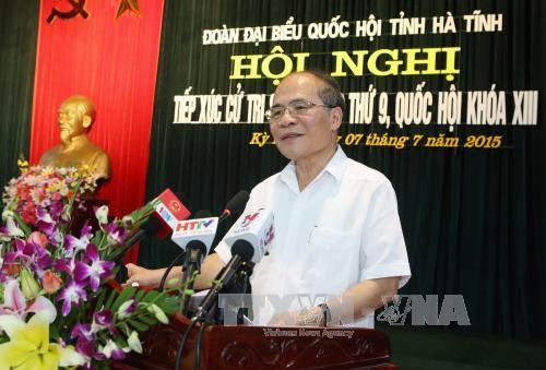 Parlamentspräsident Nguyen Sinh Hung trifft Wähler in Ha Tinh - ảnh 1