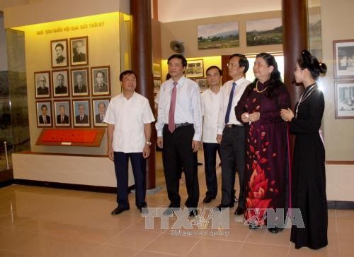 Gedenkstätte des Sekretariats des Parlaments in Tuyen Quang an die Provinz übergeben - ảnh 1