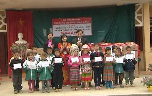 Außenangelegenheiten tragen zur Entwicklung von Ha Giang bei - ảnh 1