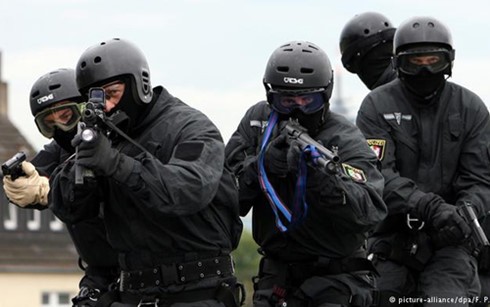 Anschläge in Brüssel: EU-Länder wollen Informationsaustausch verstärken - ảnh 1